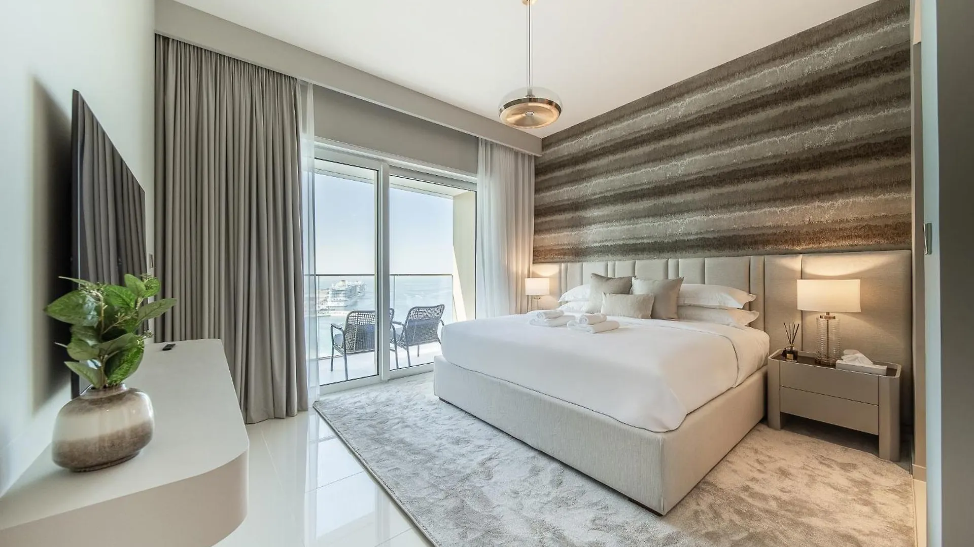 Grand Bleu 02 - Limited Offer! Stunning 2Br Waterfront For 5 Apartment Dubai